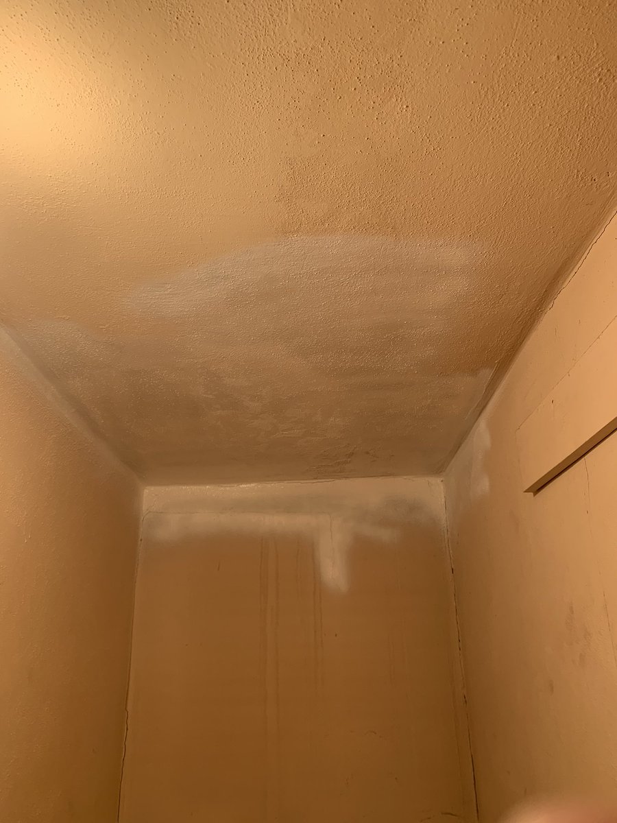 Mike_W_Simpson's tweet photo. Helluva way to kick off the work day. Tiny storage area with water damage. Spray on some oil based stain blocker #NeedSomeAir #PaintersProblems #GigLife https://t.co/XzHhkVLFxO