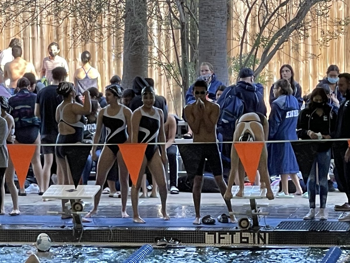 MrsBTorres122's tweet photo. Wildcat Swim Team warming up!! https://t.co/0m9rOlNu1E