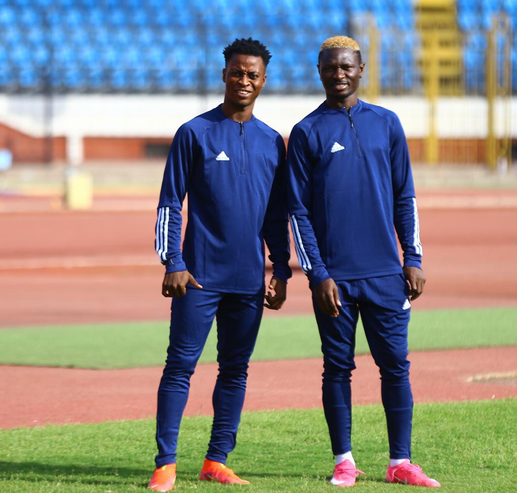 Sk_olatunbosun's tweet image. putting in the work ⚽

 #training #SikiruOlatunbosun #SK16 #SmouhaSC