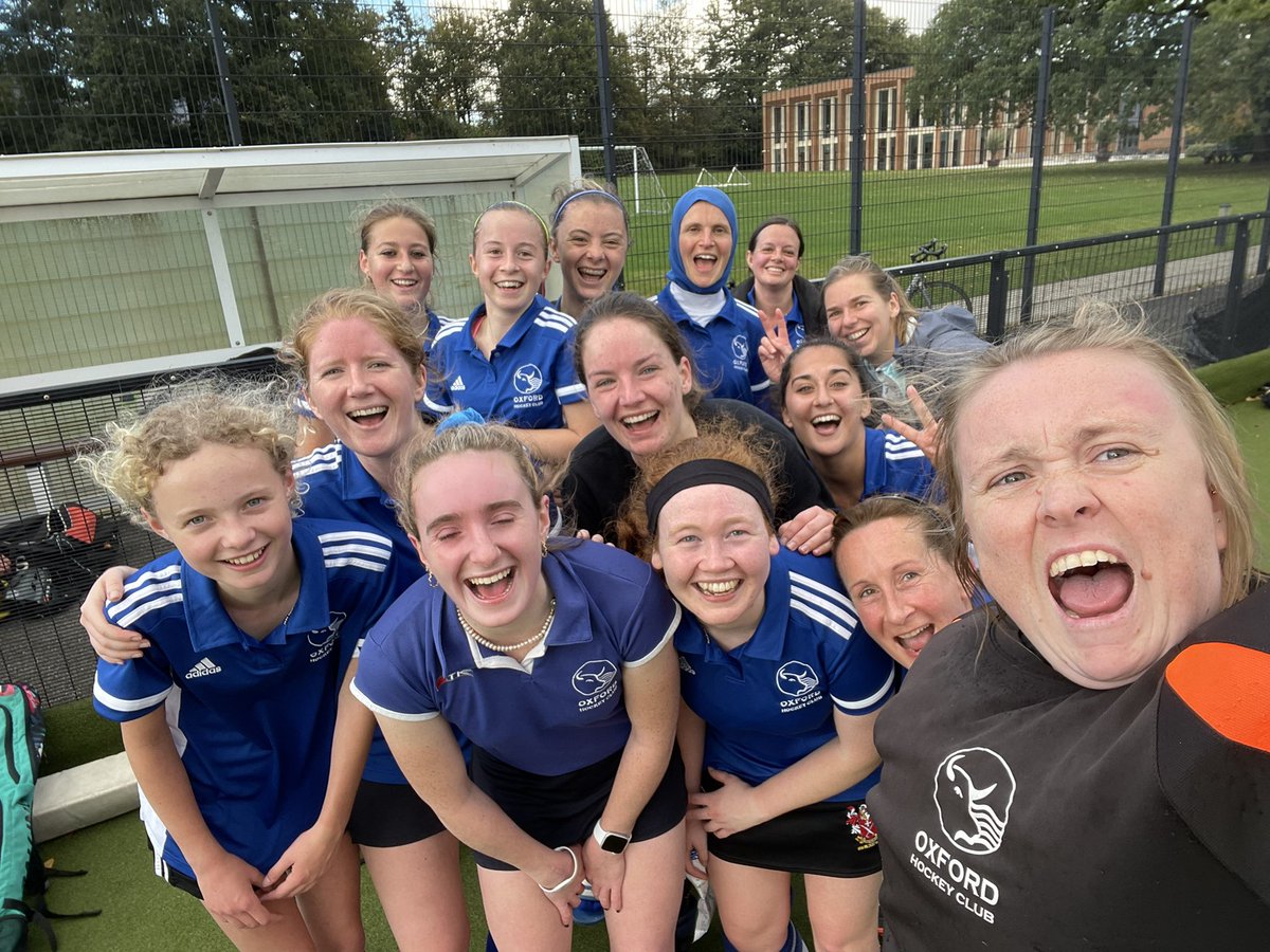 CharlieBrans's tweet photo. NEWS FLASH!
@OxfordHC ladies 4s FINALLY get their first win of the season!!!!! 3-0 vs @newburyhockey 2s. Goals for Sophie x2 (and MOM!!) and Kat. Finally back to winning ways and long may it continue 💪🏻💪🏻 #herecomesthe4s #themighty4s https://t.co/sQ4Ad2STQJ