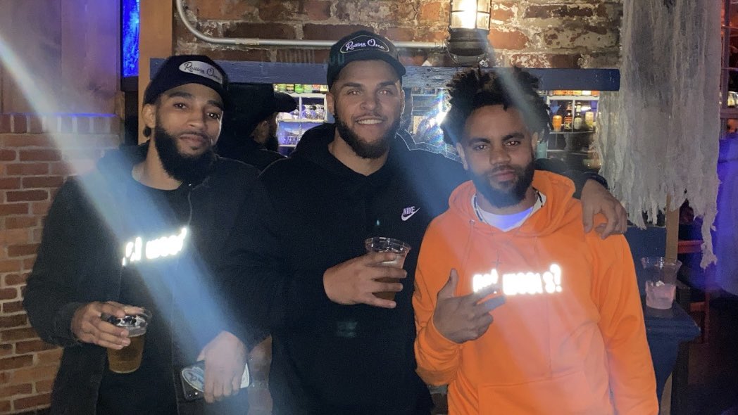 Bean0_'s tweet photo. Gang shit 
#rollingone https://t.co/s1Sc6GTi8s