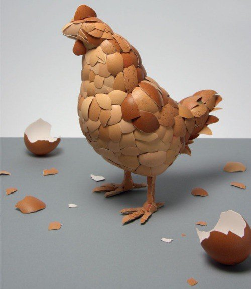 BabarAli3_'s tweet photo. An Artist made a sculpture of hen with egg shells🔥❤️ https://t.co/tB3h45wksR