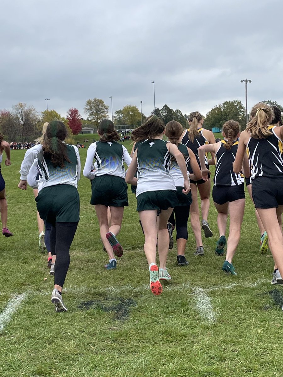 coachlschmitt's tweet photo. And their off. Go Titans! https://t.co/gJ95E9dEdn