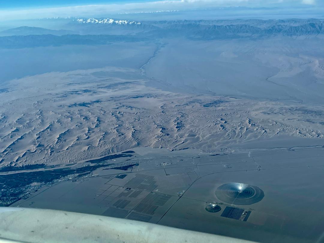 asg_ato's tweet photo. A thermal solar power station in Northern China. 

#ASG #ATPL #A330 #China #ASGATO #HybridClass #CrewLife #StudentPilot #EASAATPL https://t.co/VQYMuuVRQ2