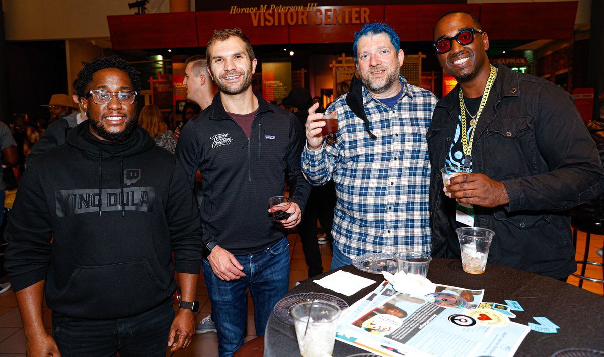 willjohnsonio's tweet photo. #RenderKC turned out so dope!
Good food, good people, good music, good vibes
Thanks @renderATL for linking up with @wecodekc and bringing an event with culture to our community https://t.co/Ekmk9xS3op