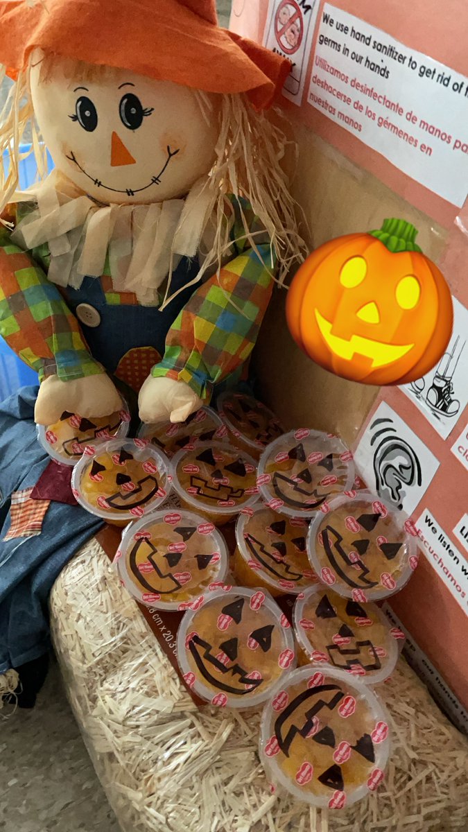 Treats for the kiddies 👩🏼‍🏫🎃