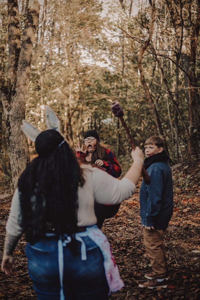 bbyghoul44's tweet photo. not even a perk build of spine chill, iron will, dead hard, and borrowed time can save nea and jake from this huntress πͺ
more photos tomorrow <3
#huntress #deadbydaylight #dbd #dbdcosplay #huntresscosplay #neadbd #jakedbd #dbdsurvivors #dbdkiller #halloween https://t.co/bwBoSa0kHd