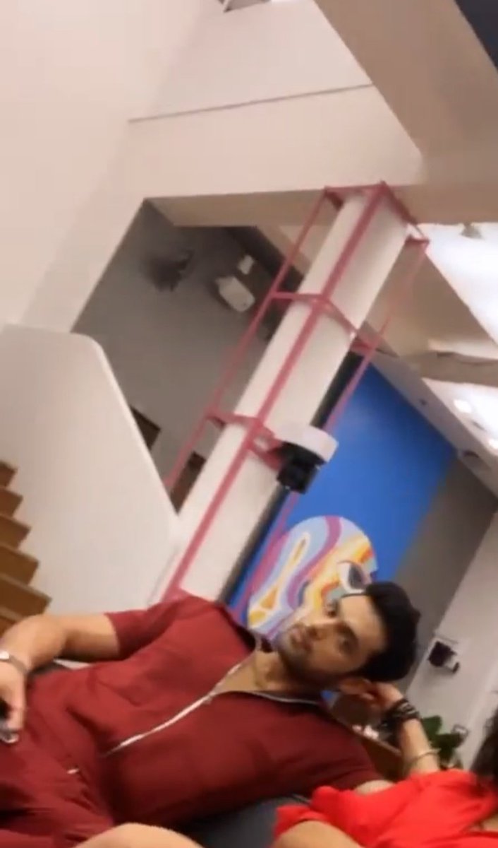 laghateparthfp's tweet photo. That little blurry glimpse of him from THE DAY! 

PARTH FOR THE WIN 

#ParthSamthaan https://t.co/rBxRbupH8x