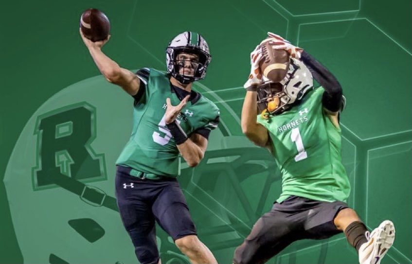 _CoachClem's tweet image. RISING SUPERSTAR @ethannation5 IS KNOWN AS A TOP ELITE DB, BUT HAS EMERGED AS @RoswellHornets #1WR.. BIG GAME WINNING CATCH FROM @robbieroper2022 TO UPSET A TOUGH @AHSFootball TEAM @BALLERSCHOICE1 @SWiltfong247 @ErikRichardsUSA @lukewinstel @samspiegs @LemmingReport @MattDeBary