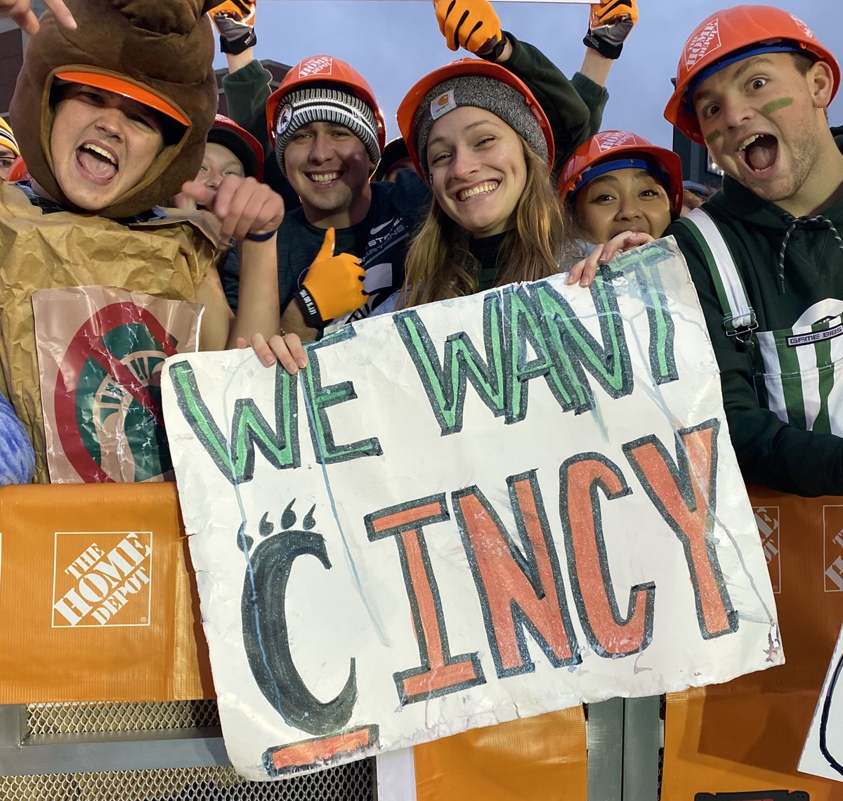 CollegeGameDay's tweet photo. This is a new one https://t.co/3nZliszoiV