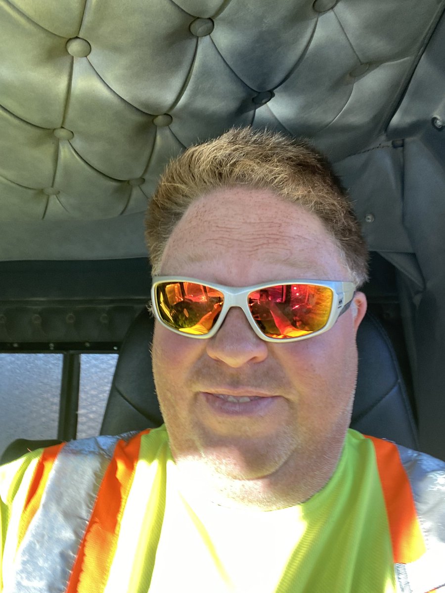 kyle_friday's tweet photo. 🎶Just another day in the Life🎶 #AlmostHappy https://t.co/Vkhdfp39it