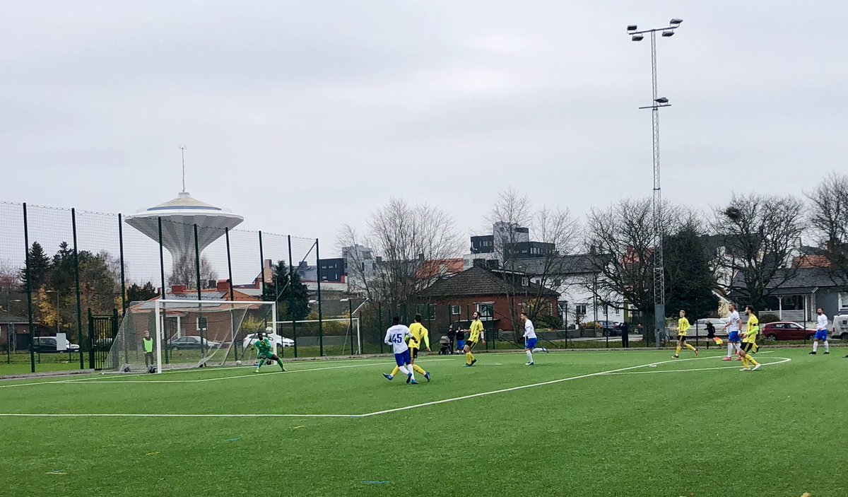 Tung förlust - Divison 3 ett faktum. #RIK Matchrapport: laget.se/RynningeHerrla…