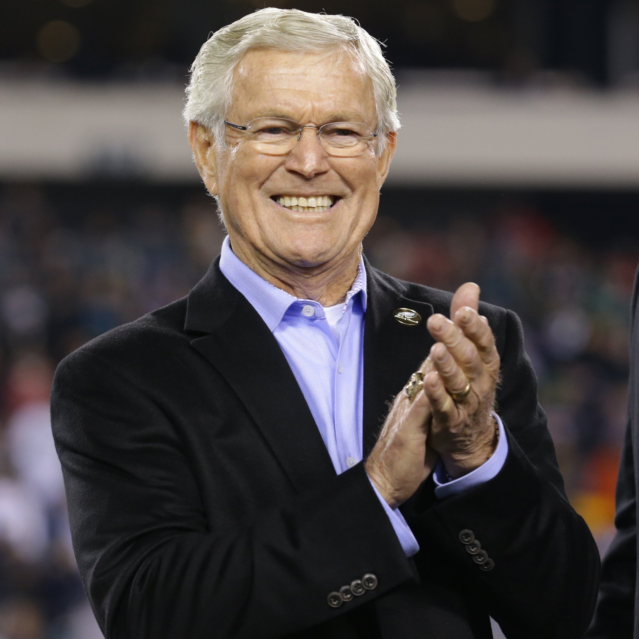 Help us wish Eagles Hall of Famer Dick Vermeil a happy birthday! 