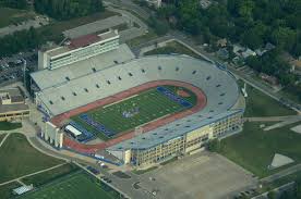 Excited to hear from @CoachWallaceKU at Kansas this morning. Thank you Kansas for an offer to join Jayhawks football! @KU_Football @STRAKEJESUITFB