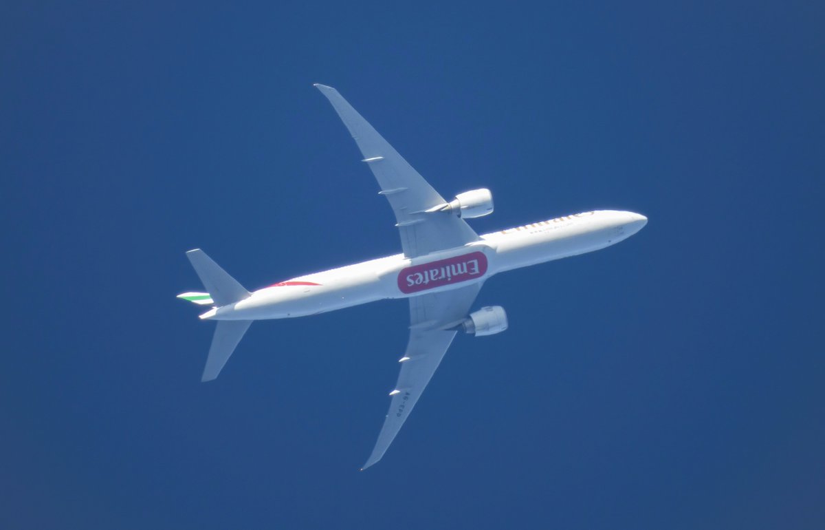 🇦🇪A6-EPP / #UAE28 @emirates #Boeing 777-300(ER) Route: @GLA_Airport > @DXB 🗓️: 30-10-2021 ✈️: FL350 📸: #Nikon P1000