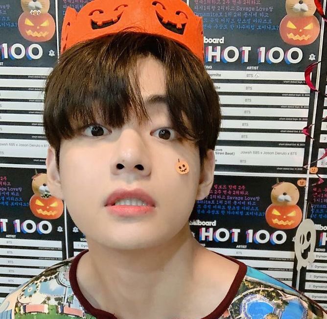 meowstete's tweet image. happy halloween 🎃