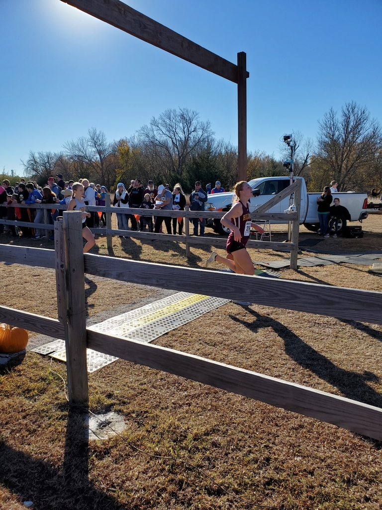Emersyn finished 5th at 2A state. New PR. Congratulations!!!