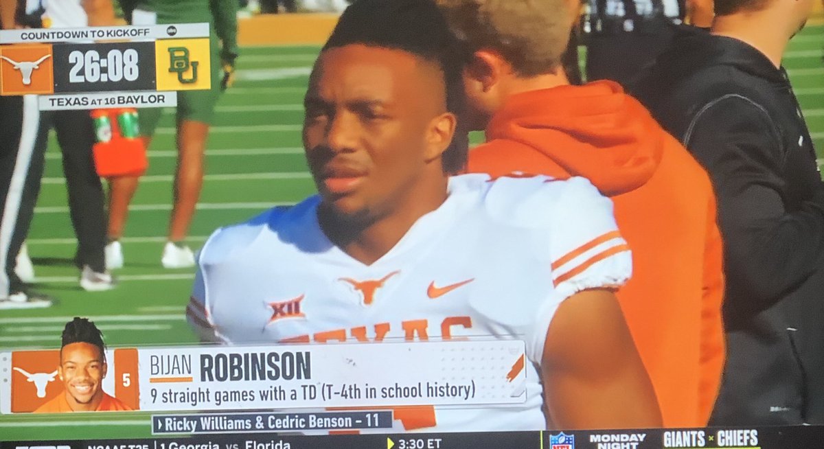 Bijan Robinson up there with Ricky Williams and Cedric Benson

#CollegeGameday https://t.co/b0iBzDN8ZN