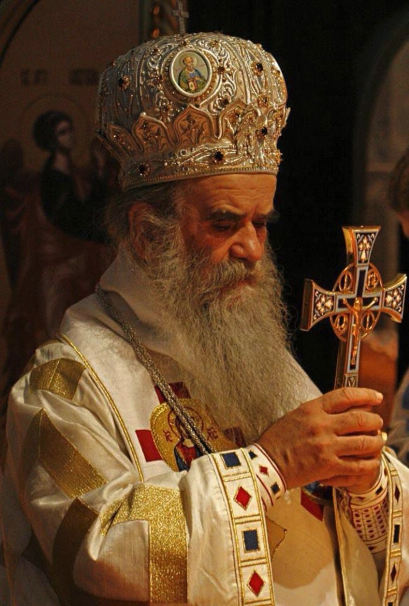 DecaniManastir's tweet photo. Дснас је годишњица од блаженог уснућа у Господу Митрополита Амфилохија. Молитвено га помињемо и благодаримо Господу који је Цркви у нашем времену подарио таквог великог јерарха, духовника и богослова уз кога смо се учили животу у Христу. Видео Епархије ЗХП https://t.co/AMDaMJlxVm https://t.co/dlaV4hxvo4