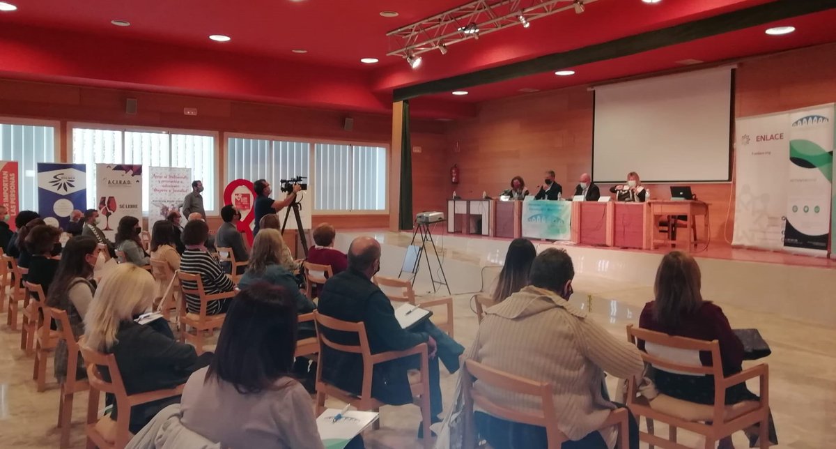 Moredanos's tweet photo. XVII jornadas de la Federación Provincial Cordobesa de Drogodepencias y Sida Madinat https://t.co/jMt6RP8KlM