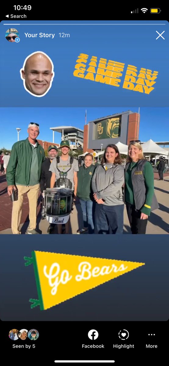 jillhatcher's tweet photo. It’s game day!! Hatcher Fam loves the Livingstone Fam! Where’s BU and Shelby? 💚💛 #sictexas @Baylor @BUFootball  @McLaneStadium @ https://t.co/pIGK23Sq2X