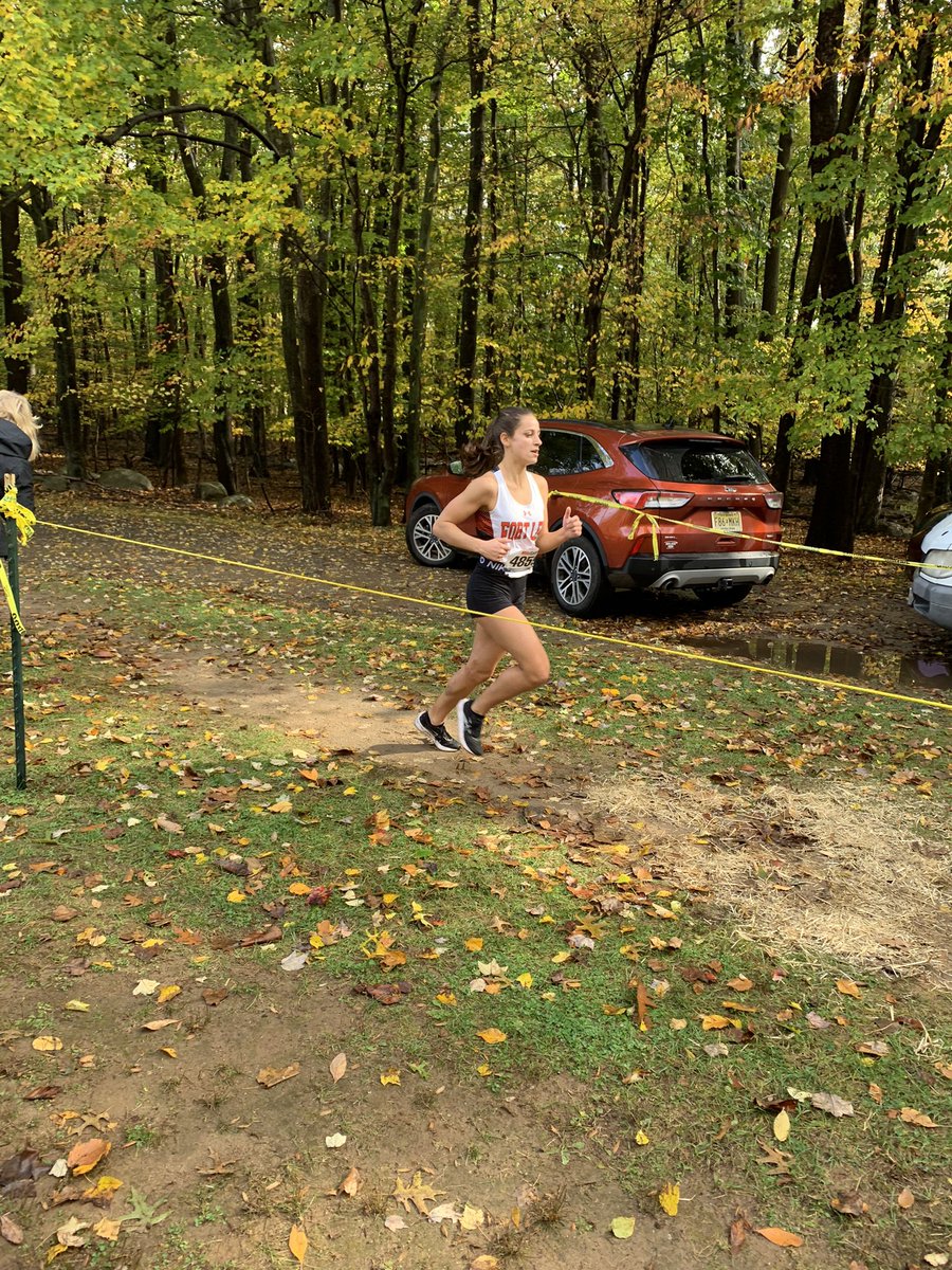 NicolePacc020's tweet photo. Congrats to Diana on a GREAT race at BMOC today!! We are so proud of you!! #BMOC #Bcwca🏃🏽♀️ #ProtectTheFort @FortLeeAD https://t.co/FNEkoev61M