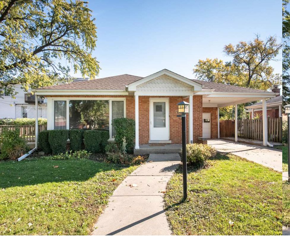 Century21ELM's tweet photo. 745 N Seminary Ave  Park Ridge
OPEN HOUSE
Sun Oct 31, 11am - 1pm
All brick Park Ridge ranch home w/ full finished basement. Oak hardwood flooring thru-out the main level. Sliding patio doors off the living room leading to a beautiful wood deck. https://t.co/cHs5n5tOIA #openhouse https://t.co/0OSHCBig1U