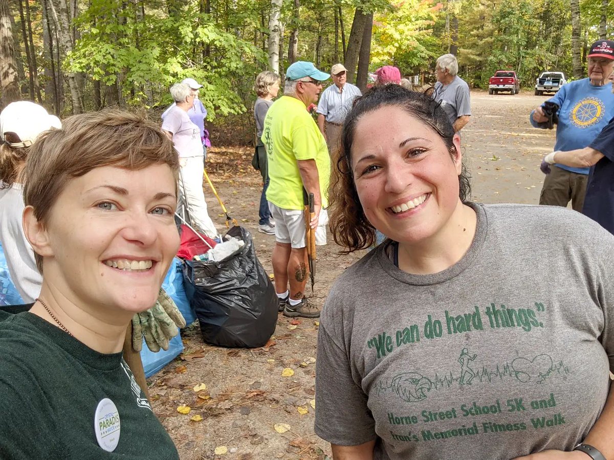 ParadisForMayor's tweet photo. This is Jodi Langellotti, and in addition running for #DoverNH City Council Ward 6, the ward abutting Somersworth, she's also out here doing the work already. This is a photo from a few weekends ago—I finally met her in person when we both joined a cleanup effort at Willand Pond. https://t.co/JIObHIfVdK