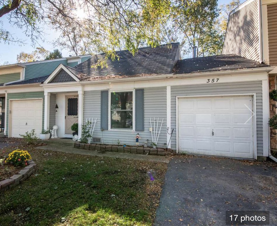 Century21ELM's tweet photo. 357 W Tanglewood Ave  Palatine
OPEN HOUSE
Sun Oct 31, 1pm - 3pm
Wooded water front lot on Salt Creek.  Open floor plan w/ lots of light &amp; vaulted ceilings.  Large LR w/ wood burning  FP.  Kitchen has a great layout w/ SS oven &amp; dishwasher. https://t.co/5uCruO6R8g #cherrybrook https://t.co/aRZK54vHI4