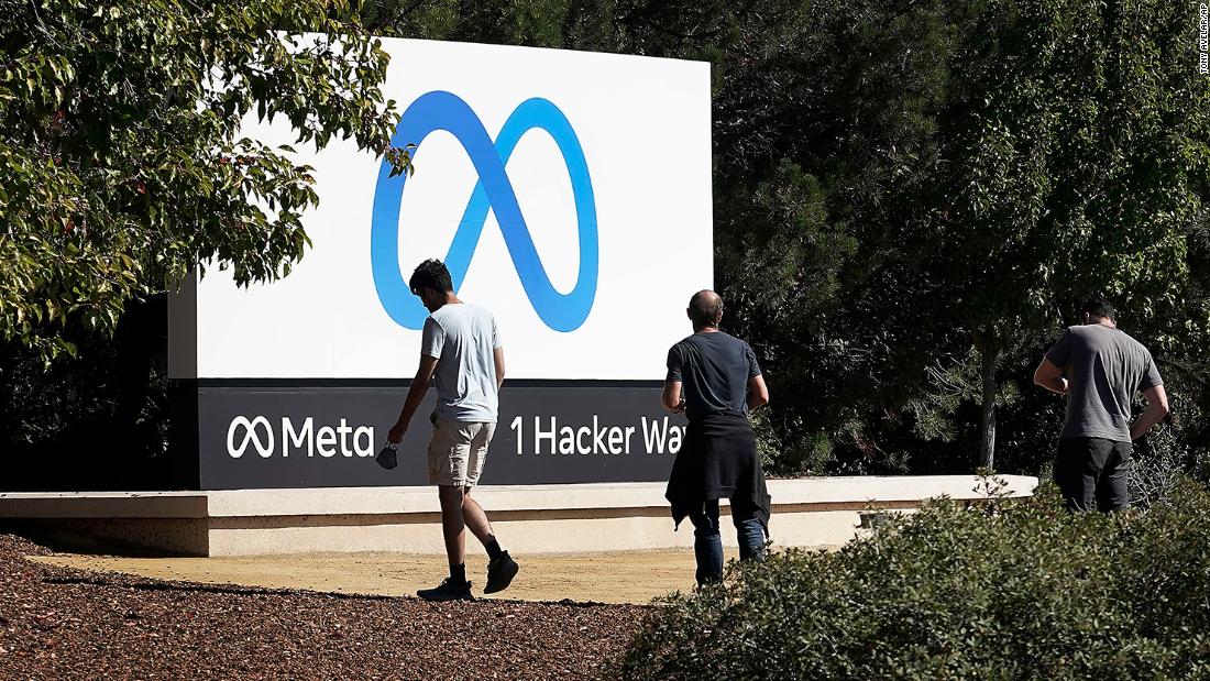 JavBokeh's tweet image. Hebrew speakers mock Facebook&apos;s corporate rebrand to Meta - CNN: * Hebrew speakers mock Facebook&apos;s corporate rebrand to Meta  CNN * Mark Zuckerberg snuck sunscreen, Sweet Baby Ray&apos;s BBQ sauce, and other props poking fun at his past into Facebook&apos;s &apos;Meta&apos; rebrand  Yahoo! Voices…