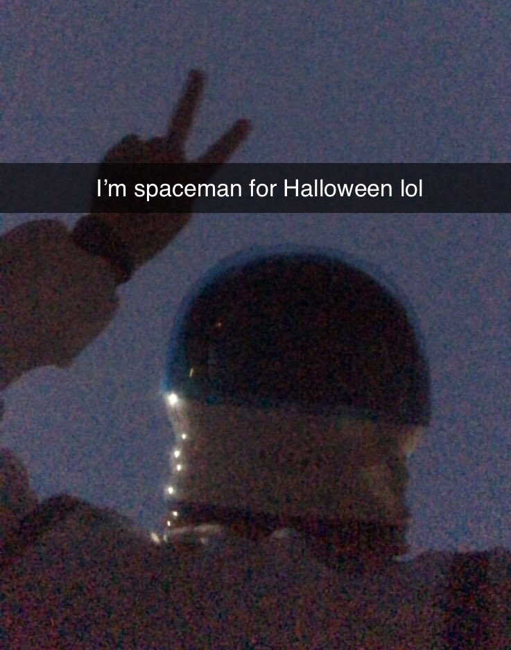 ogsakii's tweet image. Elloo there 🧑‍🚀🚀