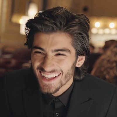 FIFMALIK's tweet photo. @ssziama @setw_shj The fans are not just fans, they are part of my family.
WE LOVE ZAYN
I STAND With ZAYN
WE ARE LISTENING
RESPECTE ZAYN
#welovezayn 
#respectzayn 
#ISTANDWITHZAYN https://t.co/V0u03OAy1A https://t.co/7JbxoZurYs