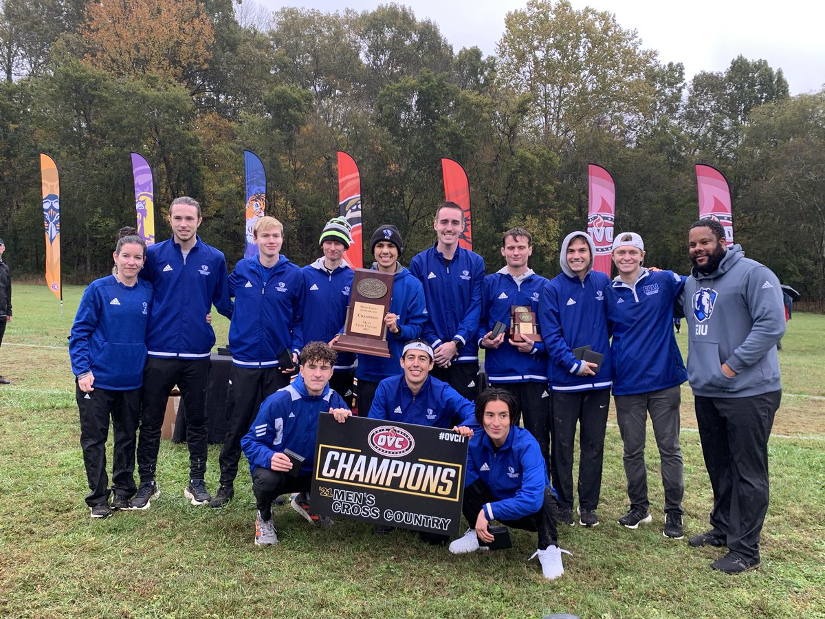 EIU_XC's tweet photo. 🏆YOUR 2021 OVC TEAM CHAMPIONS!!!  🏆

BACK2BACK!

#EIUXC | #PantherFamily 🐾 https://t.co/9jVXzqtLcG