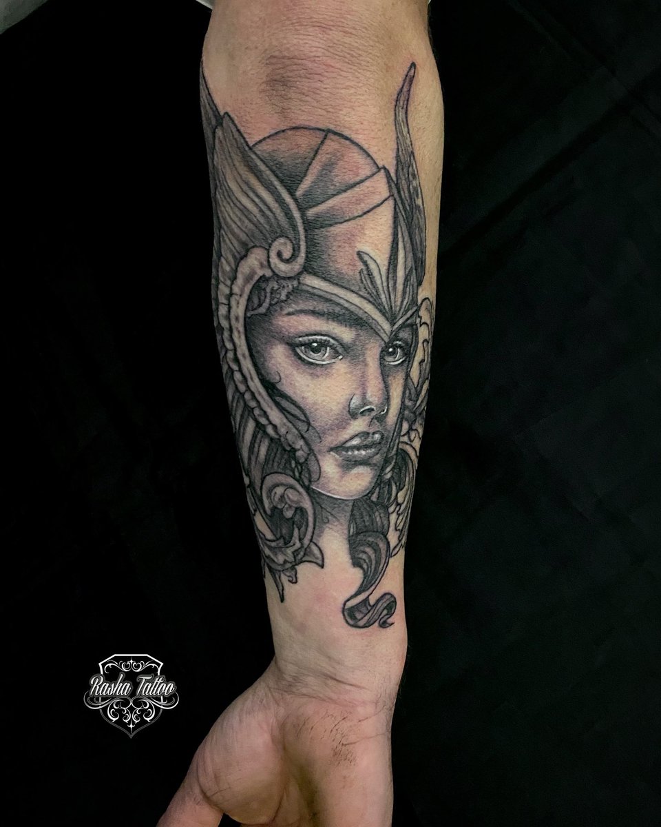 Rashatattoo's tweet photo. Warrior Goddess in progress !
#rashatattoo #pentictoninked #pentictontattoorasha #pentictontattoostudio #pentictonartist #portraittattoo #portraittattoos #pinuptattoo #pinuptattoos #warriorgirl #warriorgirltattoo #tattoodesign #tattoospecial #tattoosocial #tattoosociety #tattoo https://t.co/RJsH7BIv5g