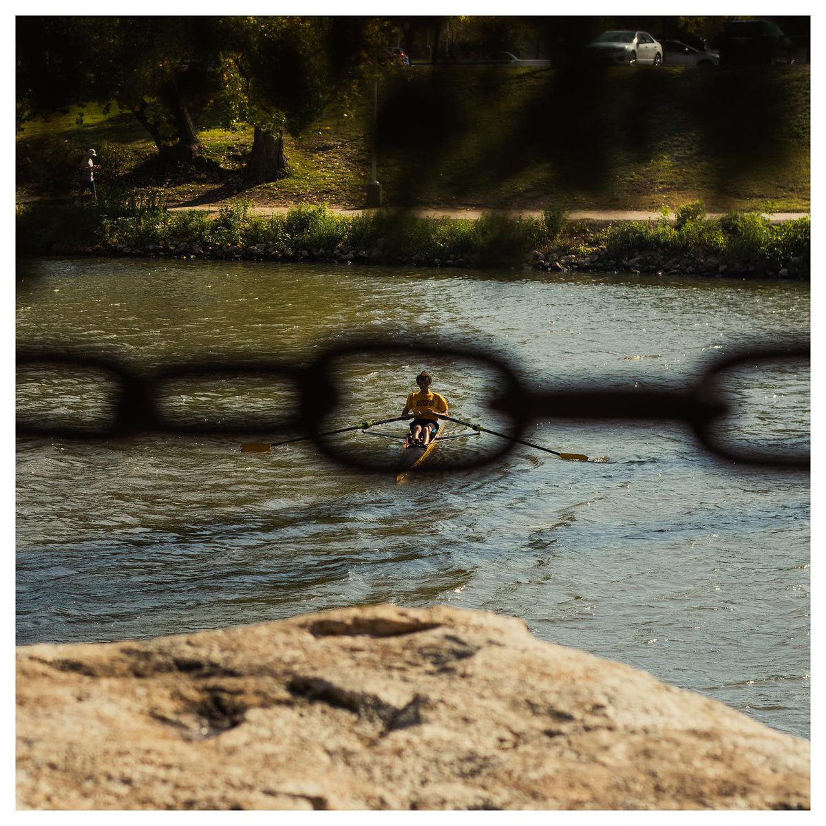 jylekones8's tweet photo. Which one do you prefer? Through the chain or through the tree?!
β’
β’
#opticalwander #streetphotography #purenordicvibe #architecture #canonusa #canonm50 #citygrammers #igwichita #ict_photos_ks #wichitalifeict #igwichitans
#photooftheday #mikechudley #visitwichita https://t.co/o301uDUxsP