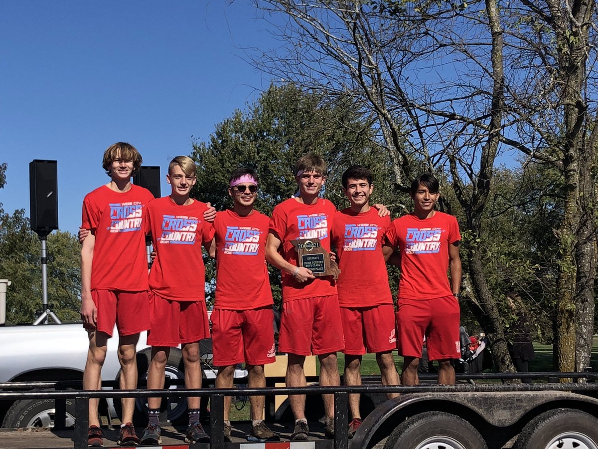 Congrats to our girls and boys teams on qualifying for state today!
#WCPride 
#WhateverItTakes