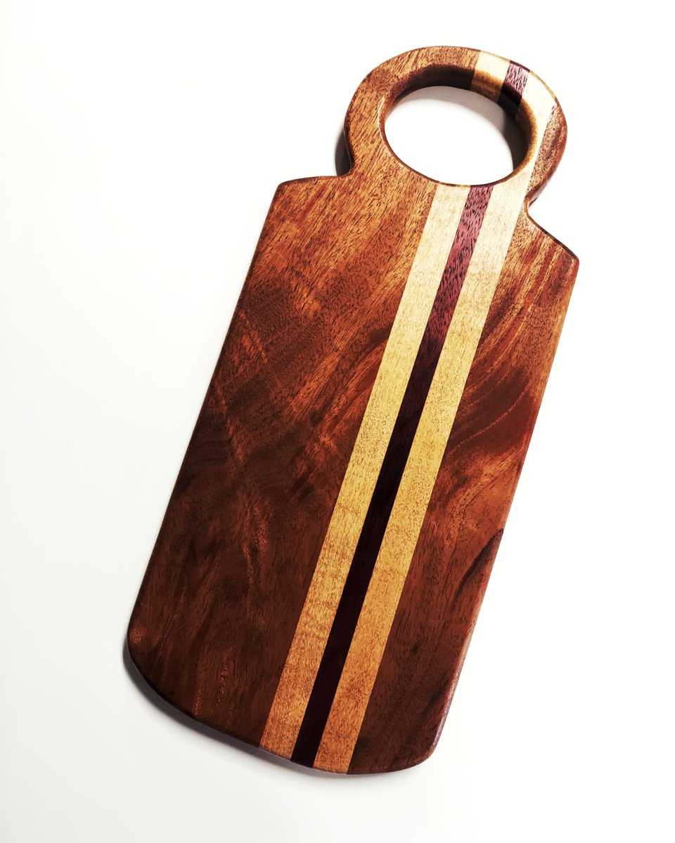 Woo, my first cutting board!

#cuttingboard 
#woodworking
