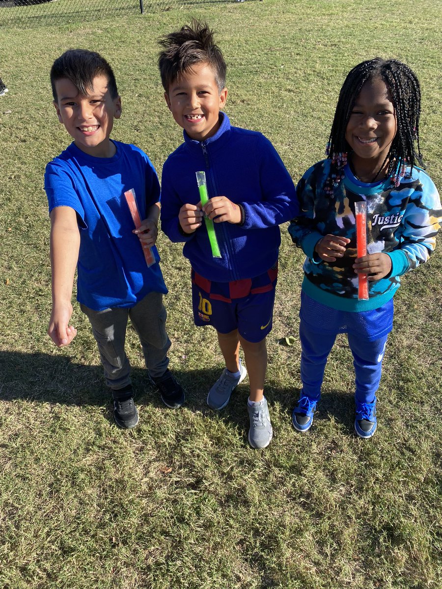 MrsSand0val's tweet photo. What a week fun week we had in second grade! Storybook character day, ninja run, BMX show and so much more!! 🎃❤️ @RogersFrisco #rogersfrisco2021 https://t.co/U4EzY5e2oT