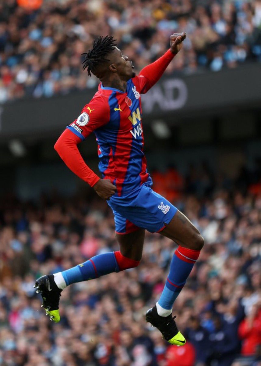 PalaceReport's tweet photo. I love this club 🦅❤️💙 https://t.co/jG7DdIEKhd