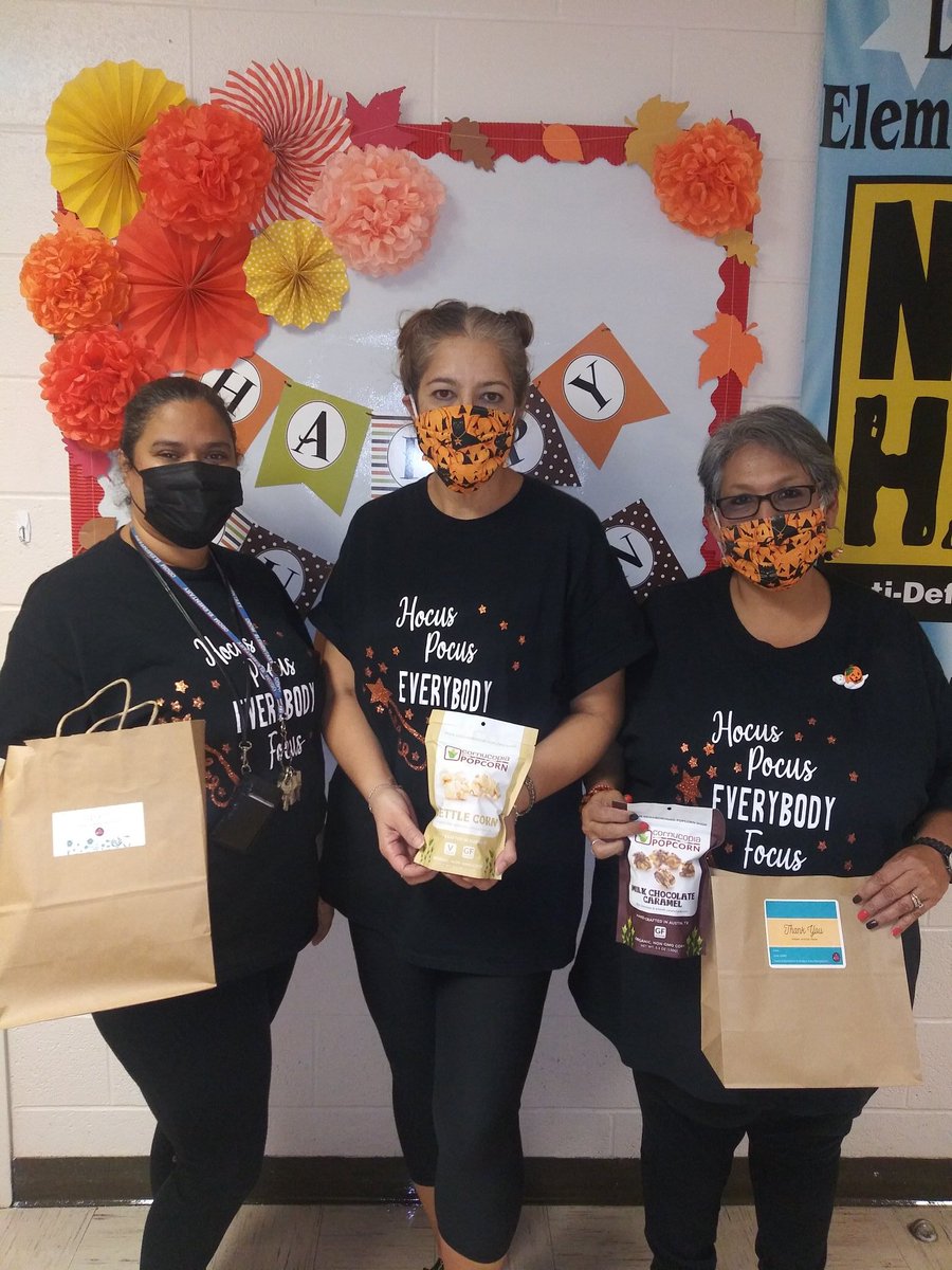 Thank you <a href="/AustinISD/">Austin ISD</a> Cares team for the "POPPIN" suprise! <a href="/OdomEagles/">Lalla Odom AVID Elementary</a> office staff/PSS love our families and we work hard everyday to make them happy and welcomed! Thank you for your recognition for all of our hard work! <a href="/MsCorina02/">Corina</a> <a href="/lvonhat10/">Linda Von Hatten</a>