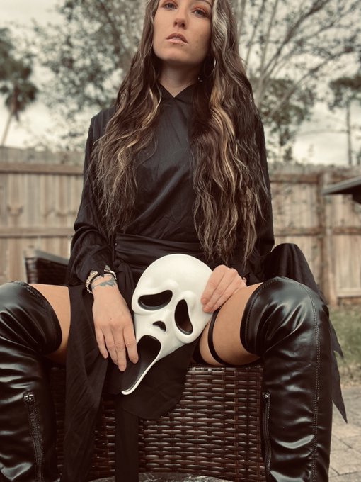 Pussy so good I&rsquo;ll make you&hellip; https://t.co/ymJyamE1Tw<a href="/tag/chaturbatehalloween"class="tags"><span>#chaturbatehalloween</span></a>