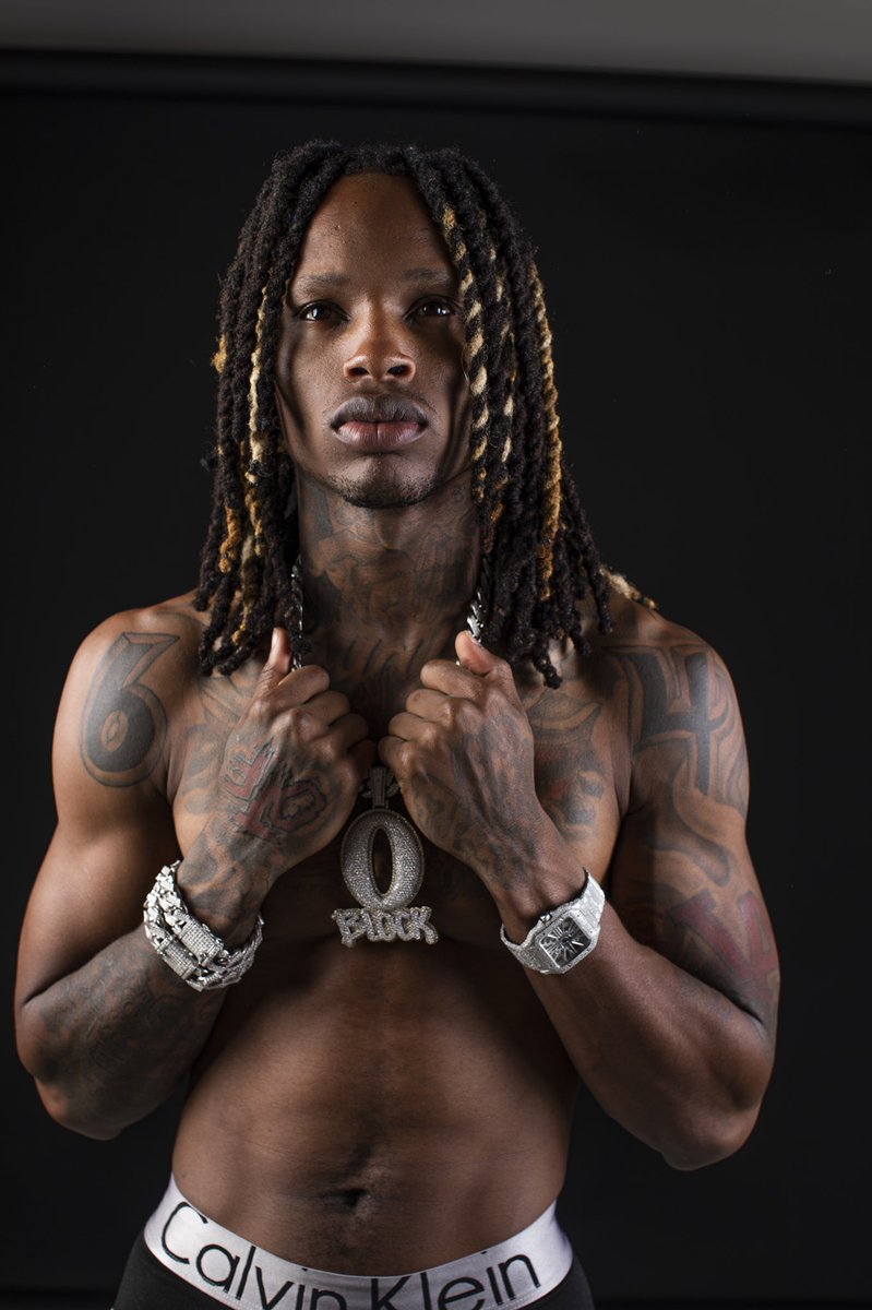 EMPIRE's tweet photo. One year ago today, #KingVon dropped his iconic debut album #WelcomeToOBlock 💿
Love and miss you everyday Von 🖤🕊
#LLKV #LLG https://t.co/jvLQpL3URb