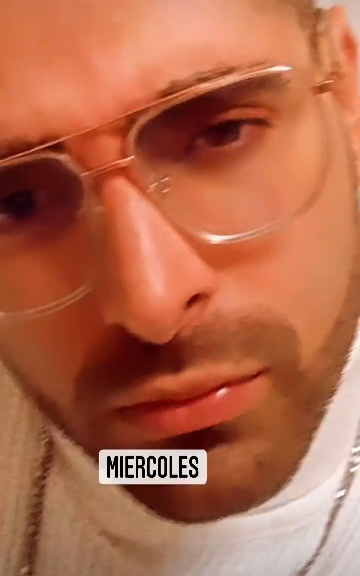 Sebasley0's tweet photo. #sebasestamoscontigo https://t.co/URiqjbryfA