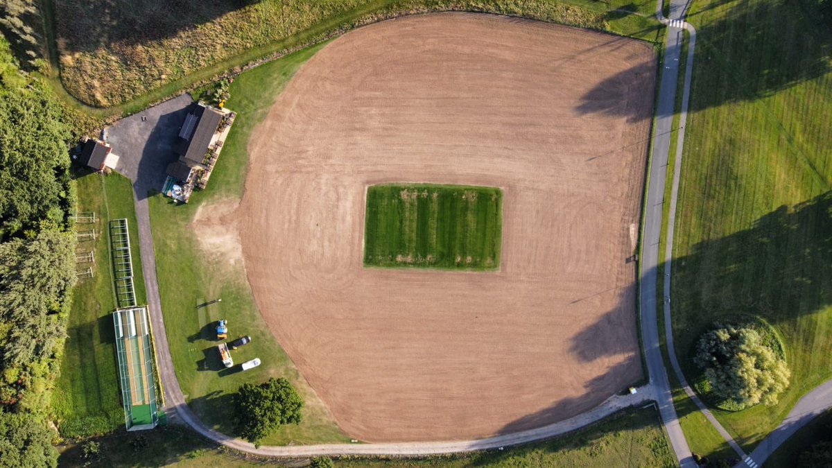 Richard Snowdon (@thebadgersnow) on Twitter photo What a difference a few weeks and a bit of warm weather makes <a href="/RockliffeParkCC/">RockliffeParkCC</a>! Can’t recommend <a href="/CLSsport/">CLS Sports</a> highly enough, a pleasure to work with. What a difference a few weeks and a bit of warm weather makes <a href="/RockliffeParkCC/">RockliffeParkCC</a>! Can’t recommend <a href="/CLSsport/">CLS Sports</a> highly enough, a pleasure to work with.