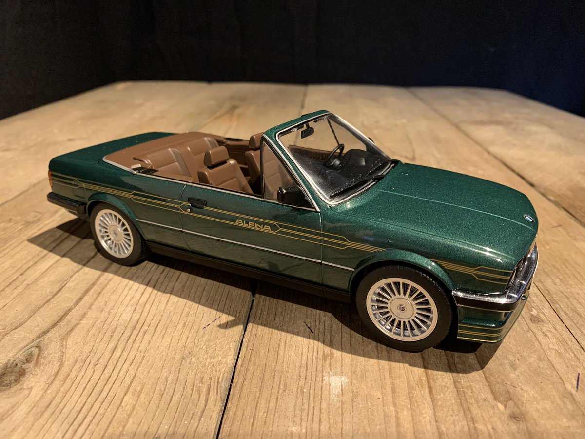 DutchModelCars tweet picture