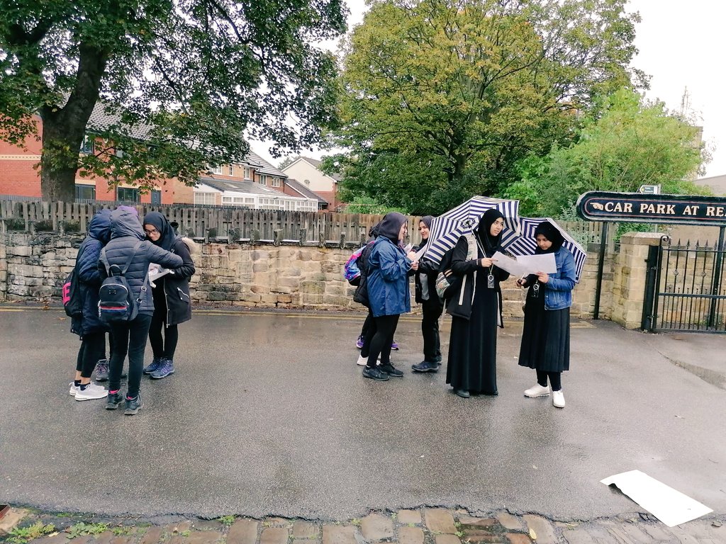 KumonYall's tweet photo. What's the best way to spend your weekend?
Well for us it doesn't get any better than being outdoors in #typicalbritishweather which of course means #rain and a spot of #sunshine doing our @KirkleesDofE #bronze #practice #walk
#weekendfun #learnoutdoors #naturewalk @DofENorth https://t.co/A1FENNWHWD