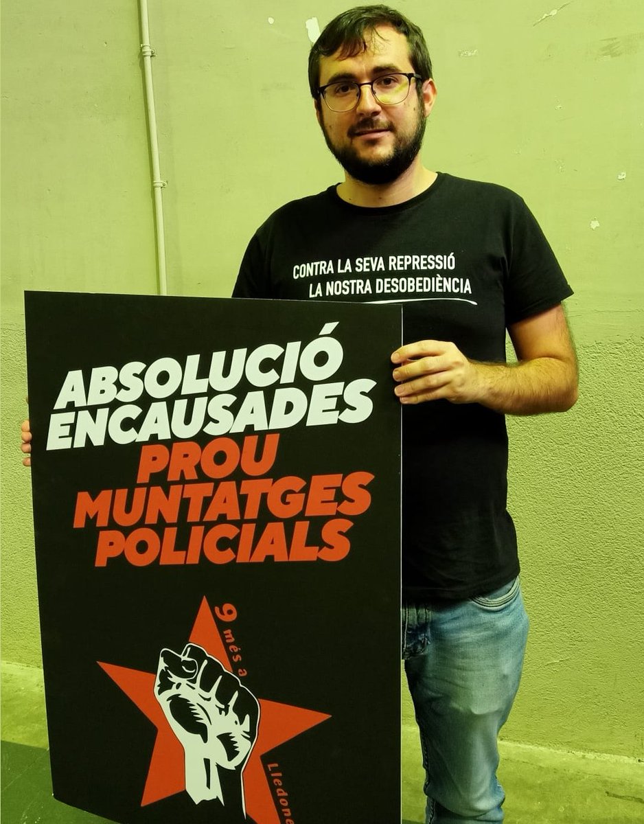 Els 2 i 3 de novembre m'enfronto a un judici polític per manifestar-me en contra dels trasllats dels presos a Madrid. 
✊ Ens veiem a Manresa!
#JoTambéHiEra