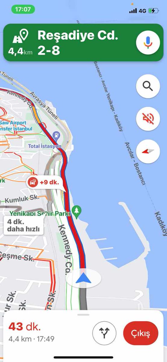 TaksiPlatformu's tweet photo. Bugün ki Zeytinburnu sahilden SultanAhmet 🤔Sayın @ekrem_imamoglu Beyazıt meydan çıkışlarını lütfen açın  Trafik her tarafa yayılıyor bıktık artık @Mrt_Ongun https://t.co/QfCZXbeByl