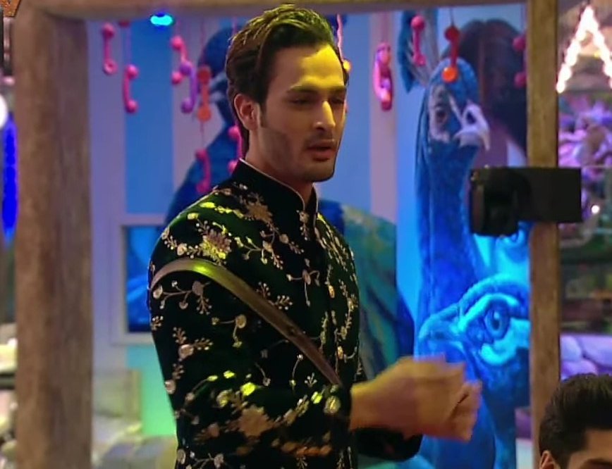 vidhii_pandya7's tweet photo. Handsome Dr.

#UmarRiaz #BiggBoss15 #BB15
#BBKingUmar @realumarriaz
 https://t.co/3iNNdWSknU