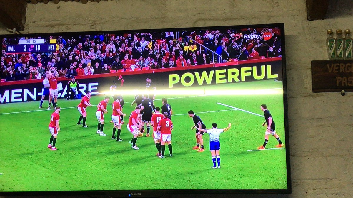 Daai was ñ rooi en ñ geel kaart! Any day of the week and twice on a Sunday! AB’s kom weer weg!